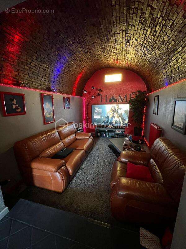 Maison à SAINT-ZACHARIE