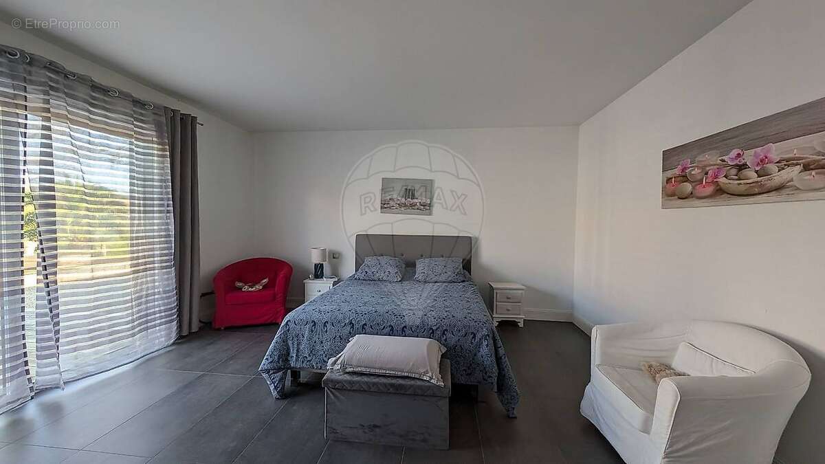 Maison à LES MATHES