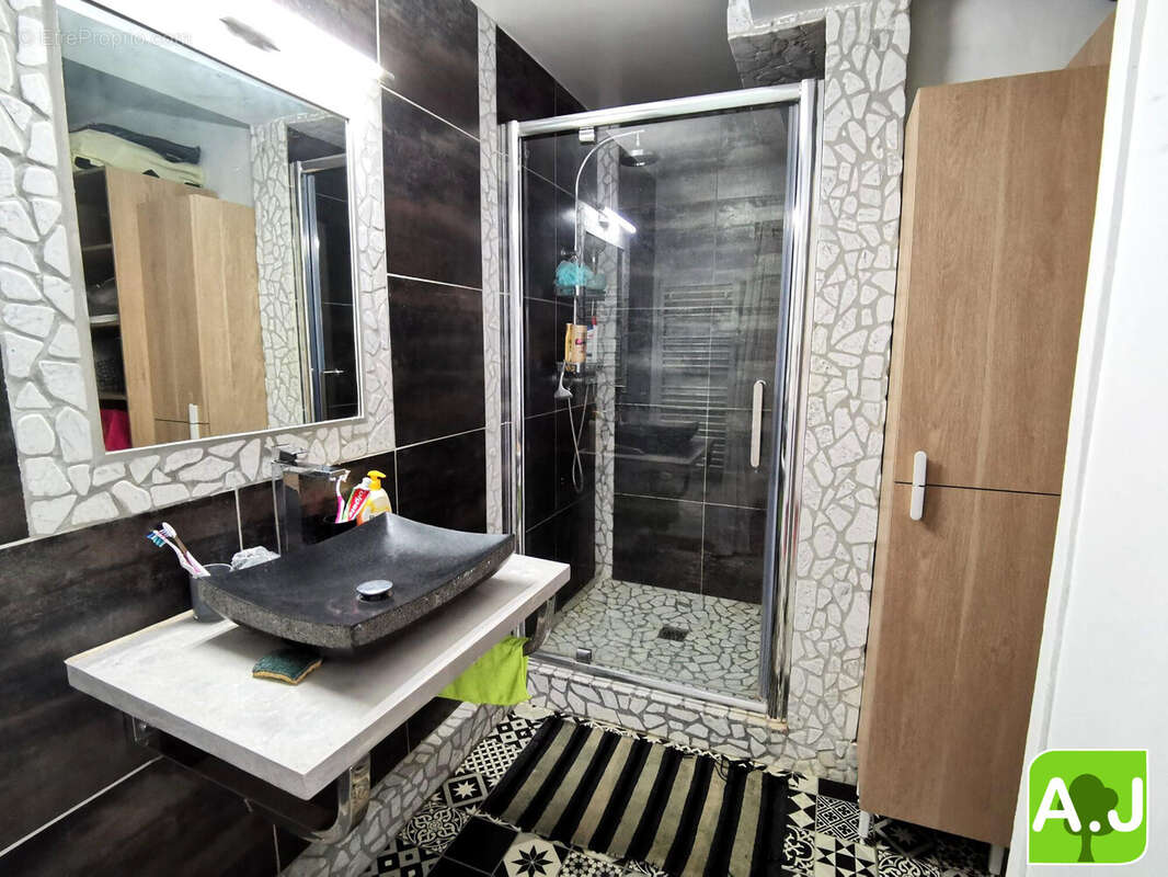 Maison à IVRY-LA-BATAILLE