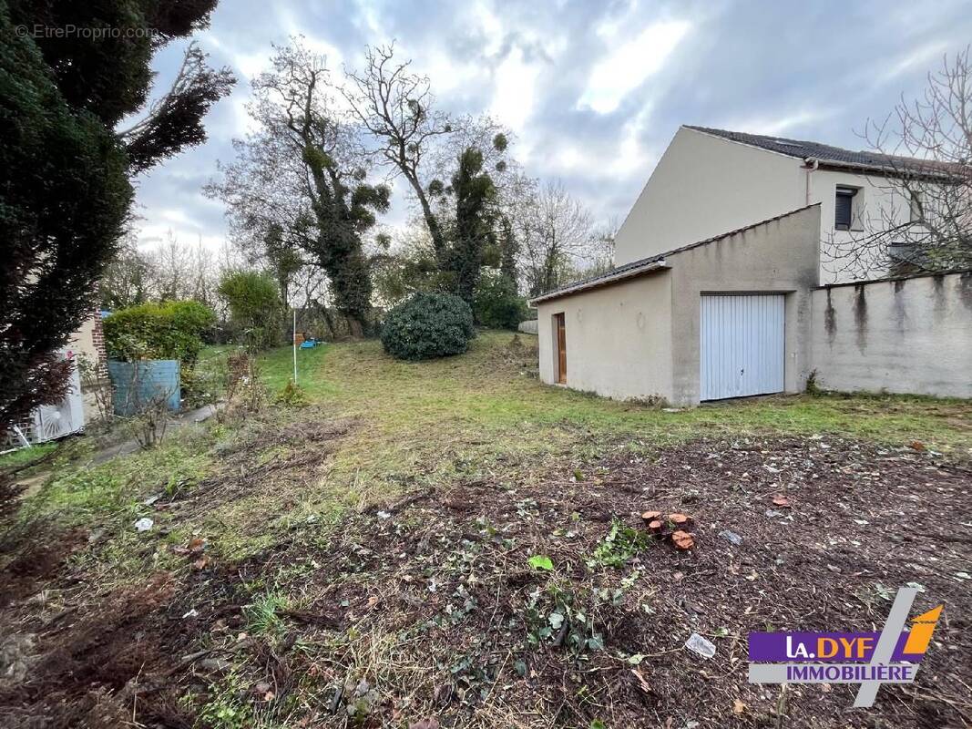 Terrain à VILLEPARISIS