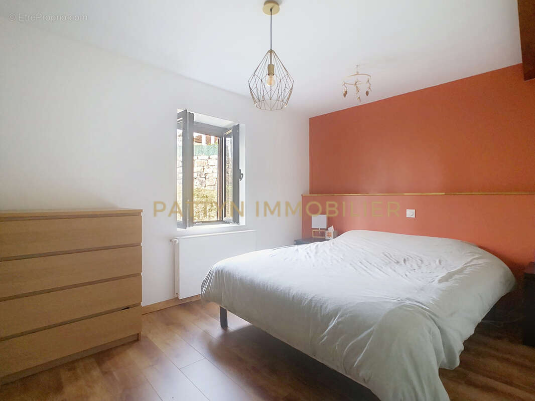 Maison à SAINTE-EUPHEMIE