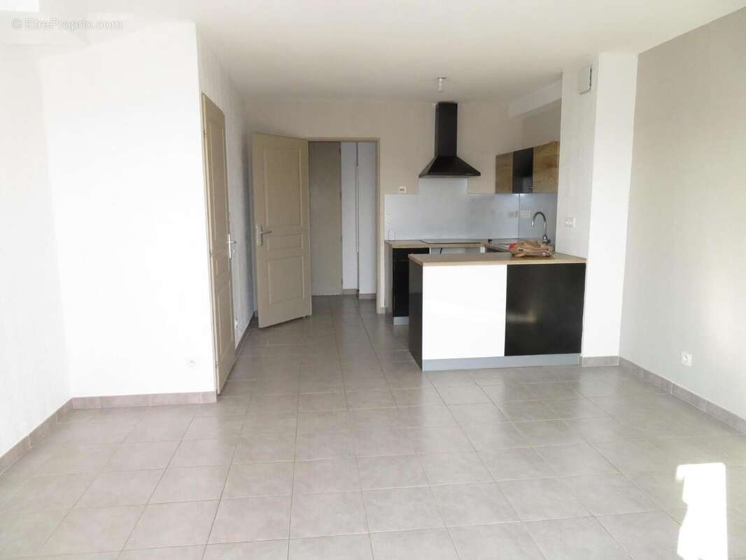   - Maison à DRAGUIGNAN