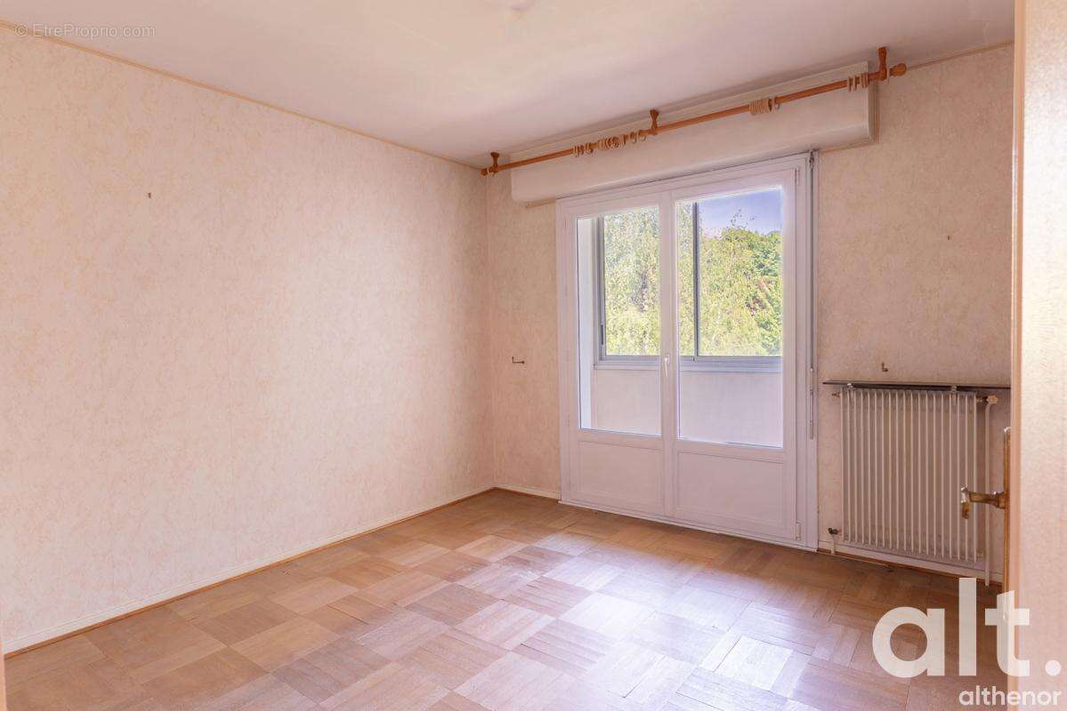 Appartement à ANNECY-LE-VIEUX