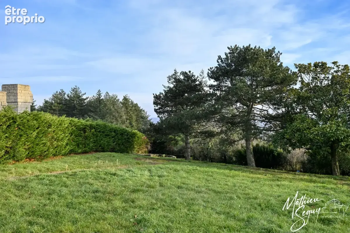 VAUGNERAY - Terrain à bâtir pour une maison P5 à étage + garage - photo 18