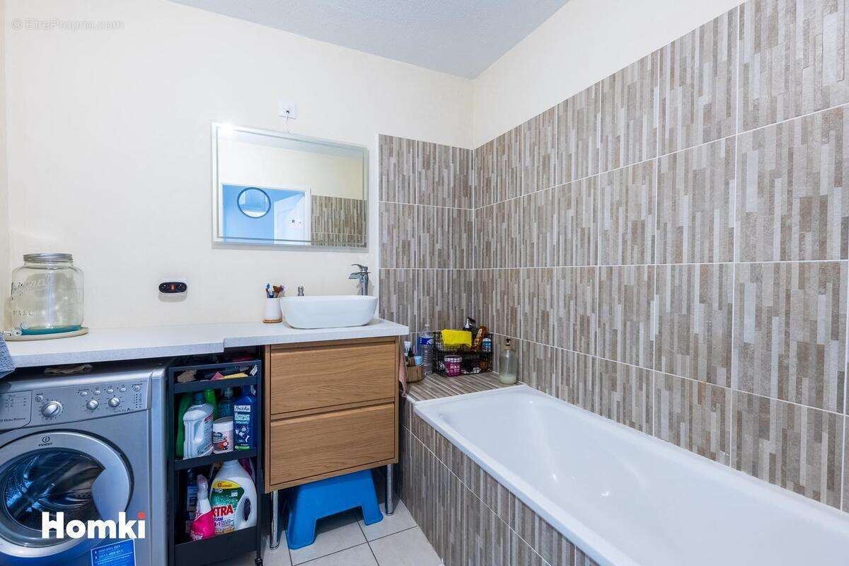 Appartement à MARSEILLE-15E