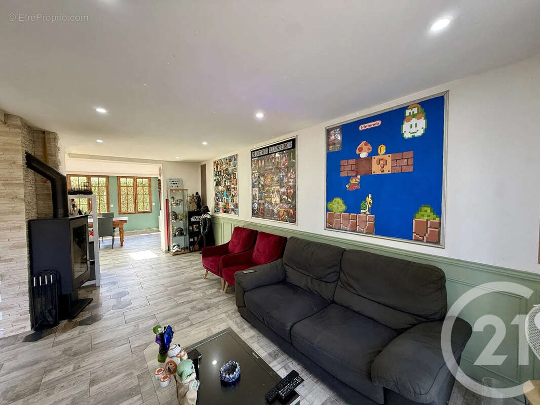 Maison 114 m² à Saint-Quentin  - photo 5