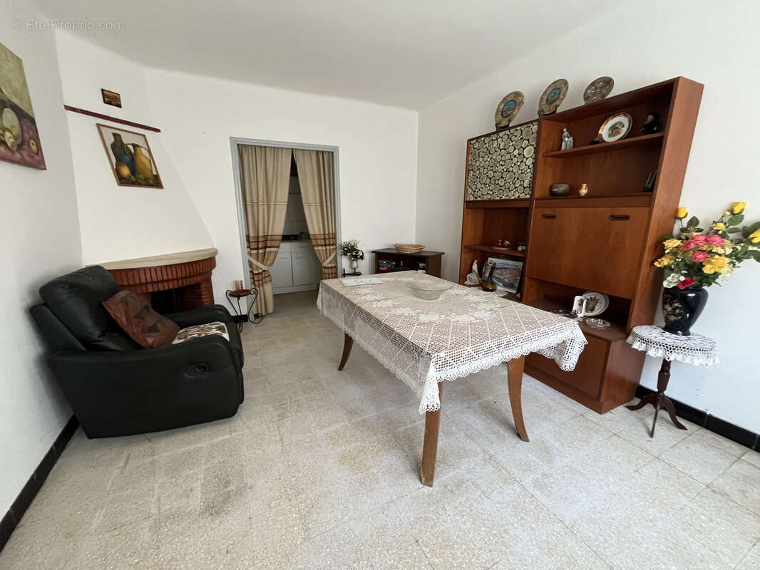 Maison à MARSEILLETTE