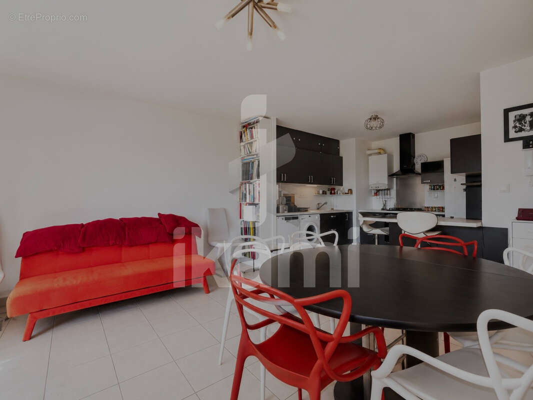 Appartement à CHATEAUNEUF-DE-GALAURE