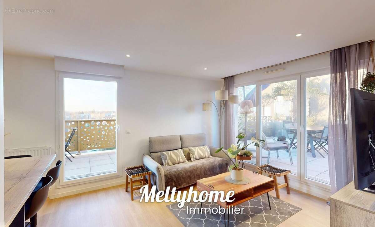 Appartement à MONDEVILLE