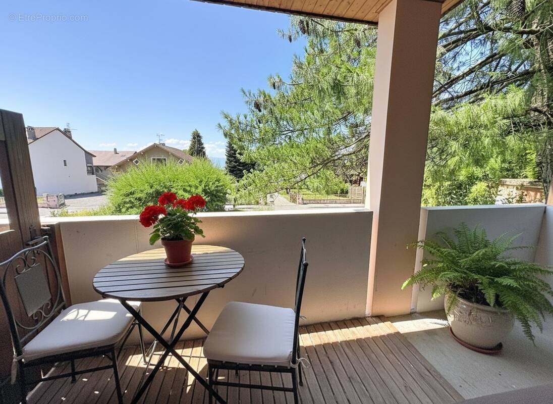 Appartement à SAINT-CERGUES