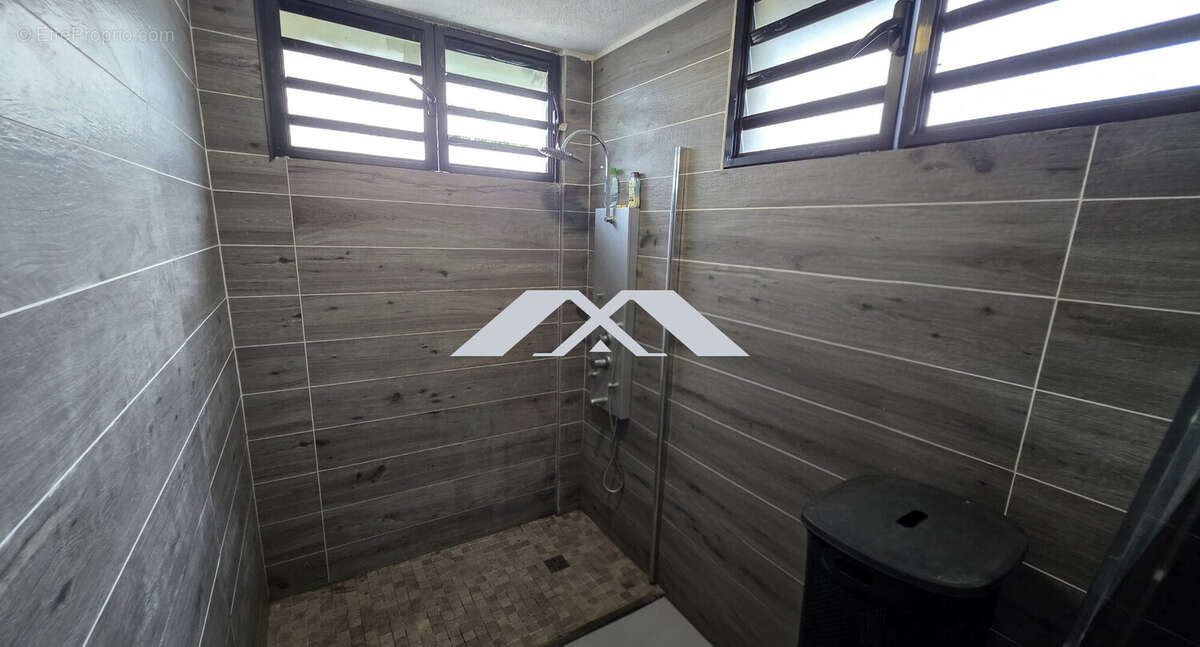 Appartement à SAINT-DENIS