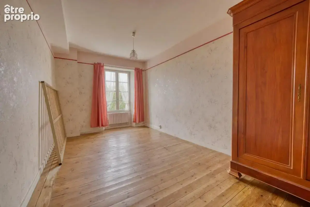 Maison en Pierre 5 pièces de 119 m² à Genouillé - photo 11