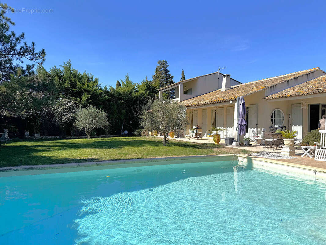 Maison à LES ANGLES