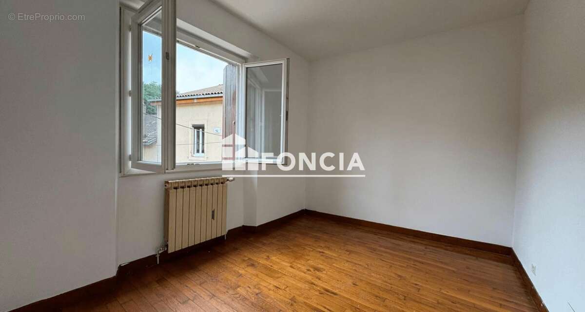 Appartement à AUBIN