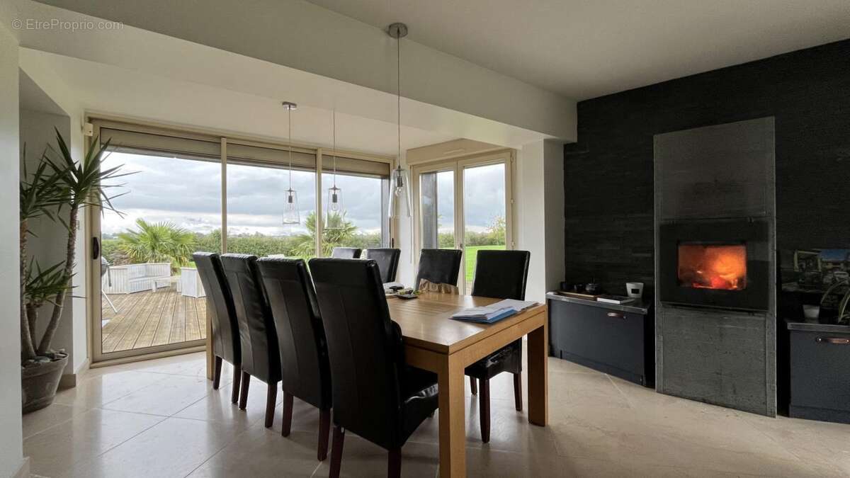 Maison à ARNAY-LE-DUC