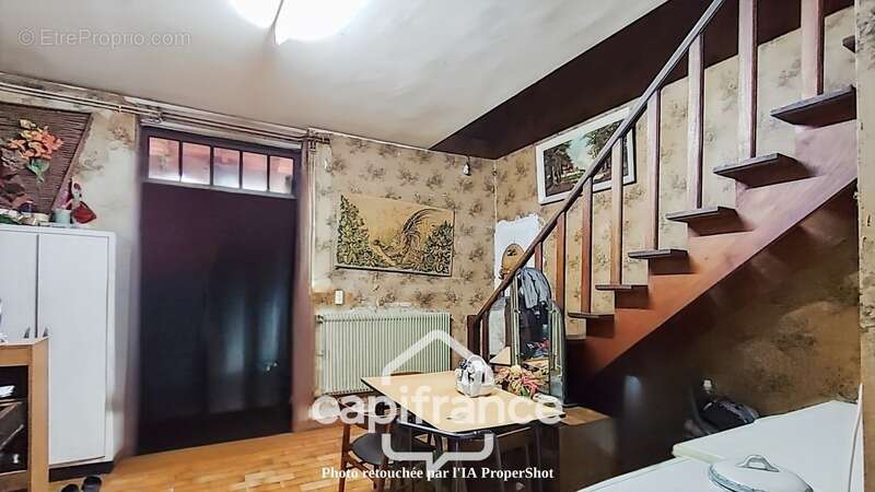 Maison de village louée - 8 pièces LAFITTE SUR LOT (47) - photo 4