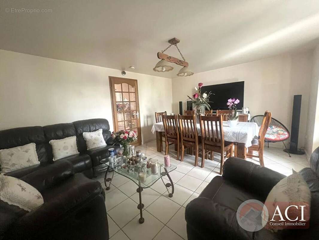 59952605b.jpg - Maison à PIERREFITTE-SUR-SEINE