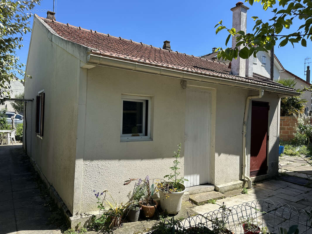 Maison à VAIRES-SUR-MARNE