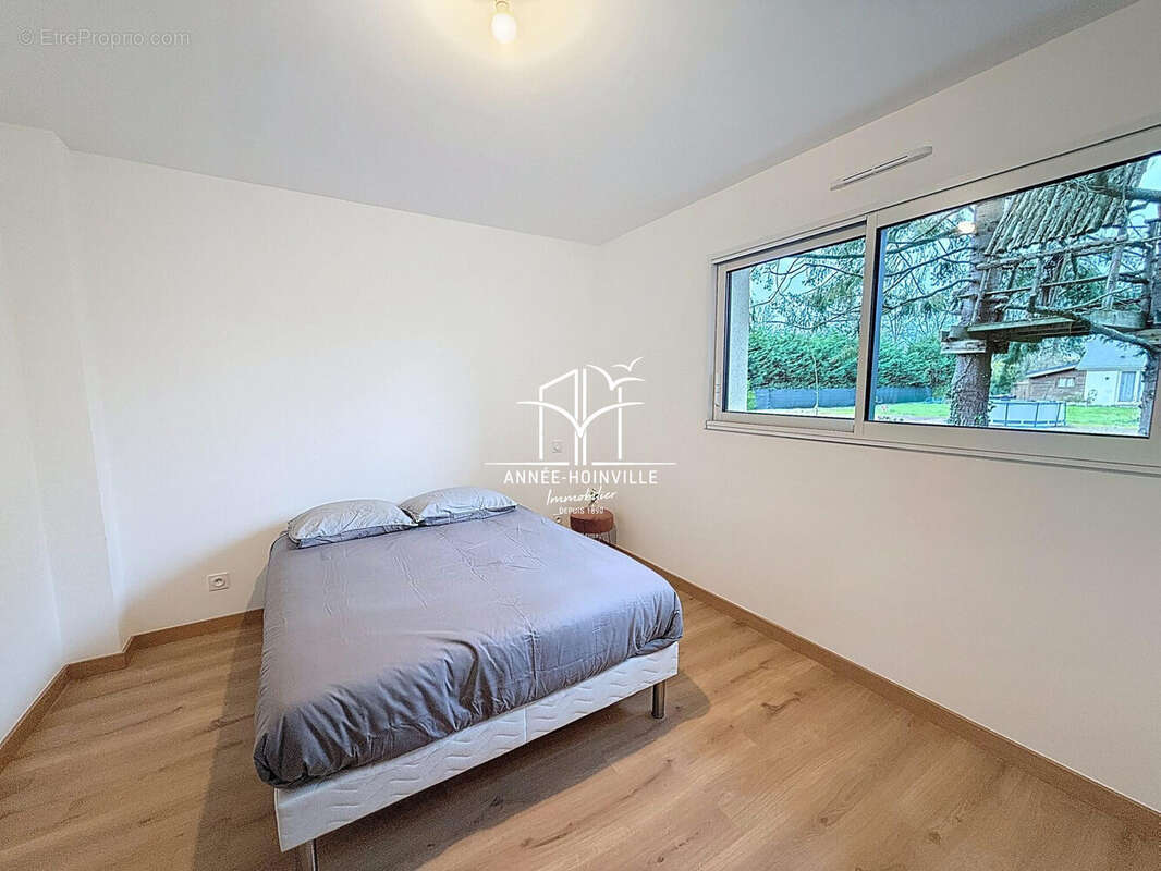 CHAMBRE N  1 - Maison à VILLERS-SUR-MER