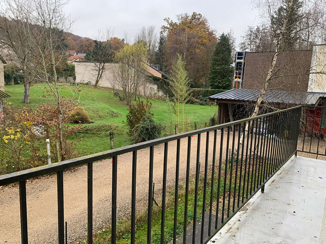 Appartement à SAINT-REMY-LES-CHEVREUSE