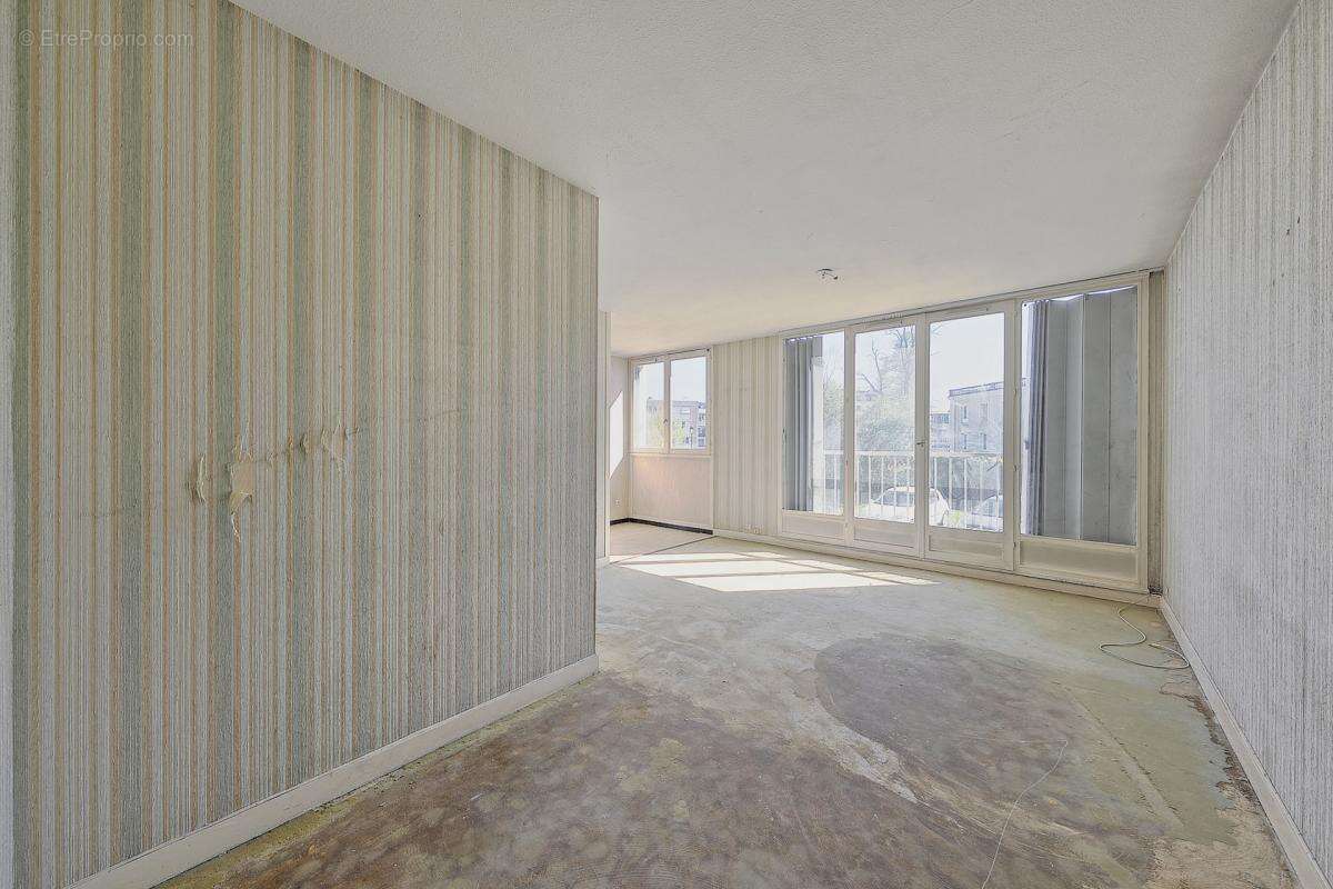 Appartement à LE PLESSIS-TREVISE