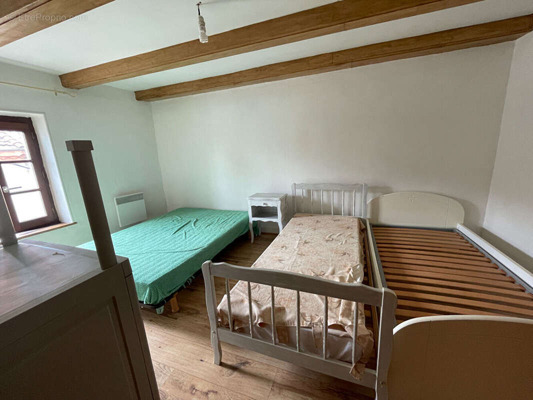 Maison à SAINT-GEORGES-D'AURAC