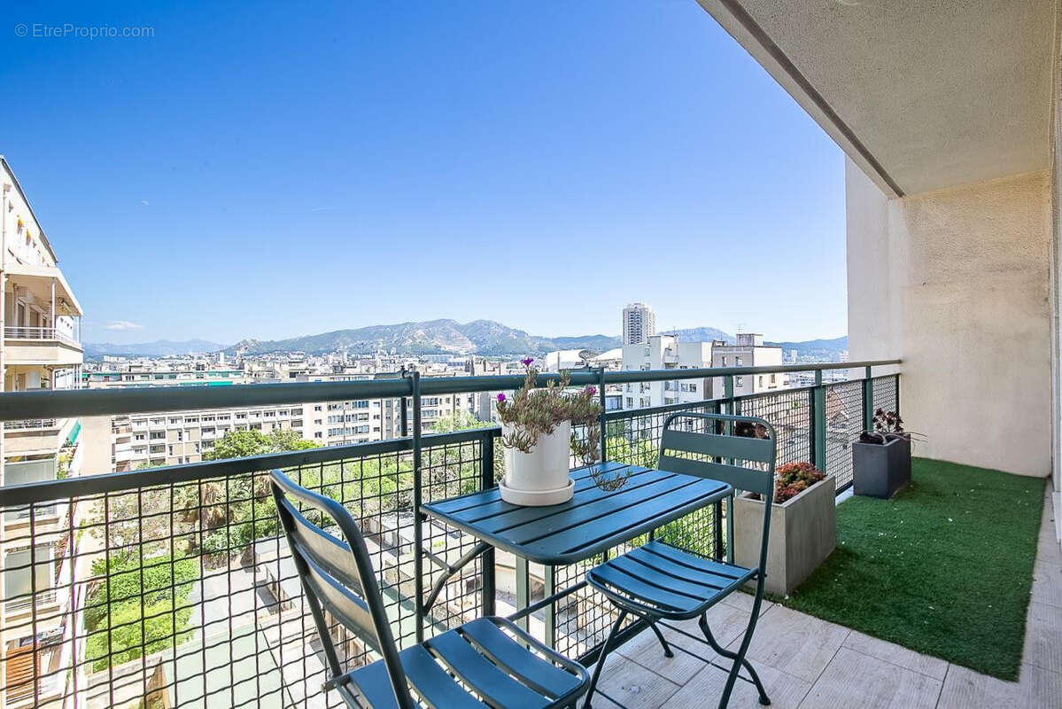 Appartement à MARSEILLE-8E