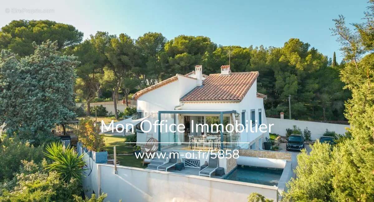 Maison à SAUSSET-LES-PINS