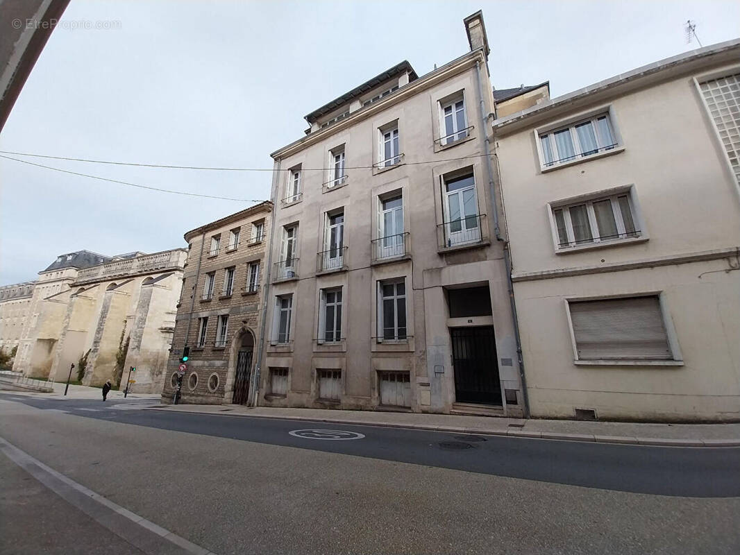 Appartement à POITIERS