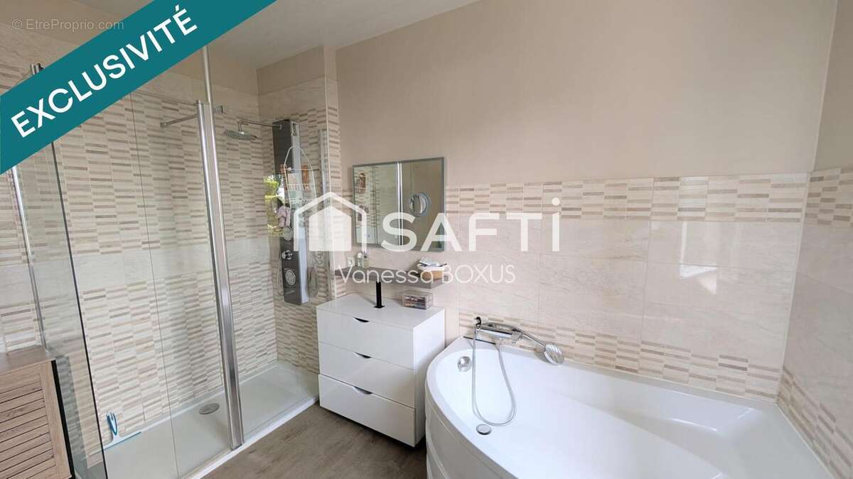 Maison 262 m² à Saint-Pardoux-Du-Breuil  - photo 5