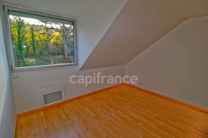 Appartement à NESLES