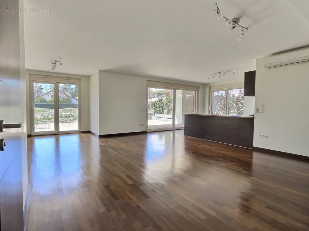 Appartement à DIVONNE-LES-BAINS