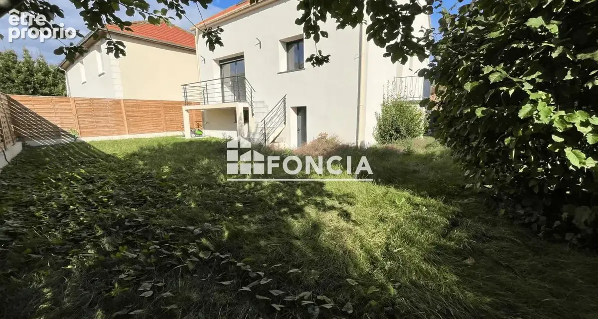 Photo Maison à Saint-Brice-Sous-Foret au prix de 549 000€