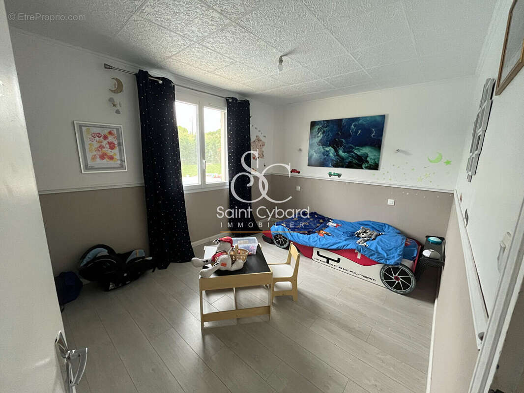 Maison à AUSSAC-VADALLE