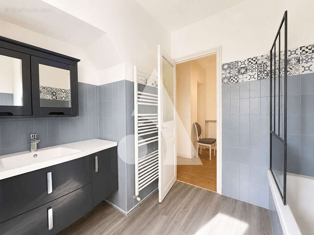 Appartement à SAINT-OUEN