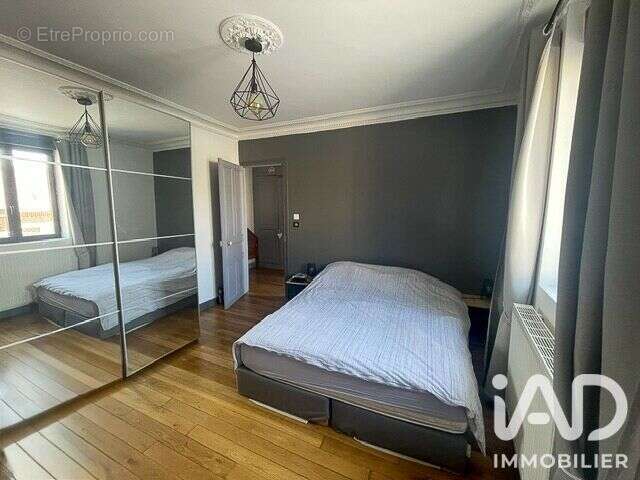 Appartement 159 m² à Saint-Quentin  - photo 6