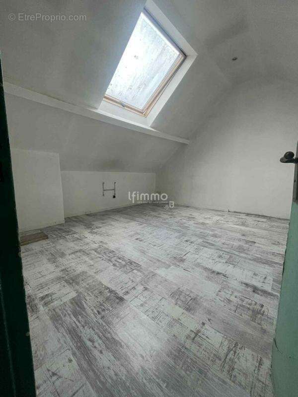 Maison à METZ-EN-COUTURE