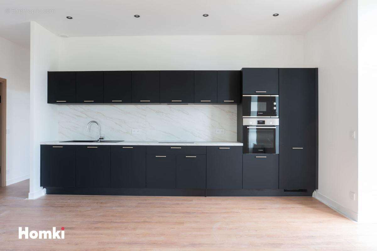 Appartement à SAINT-GEORGES-DE-RENEINS