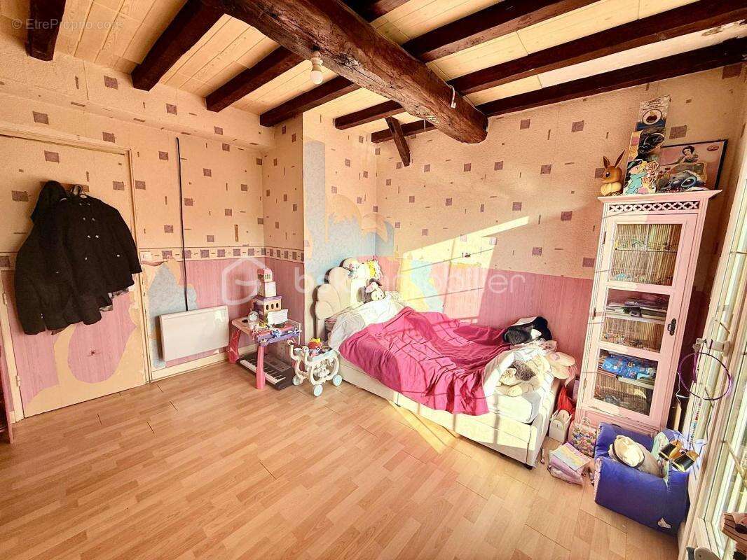 Maison à BERNEUIL-EN-BRAY