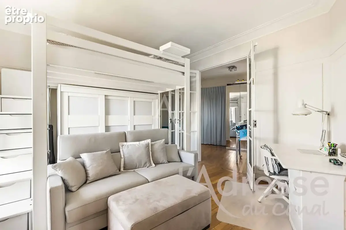 Appartement d'angle en étage élevé avec vue de rêve - photo 11