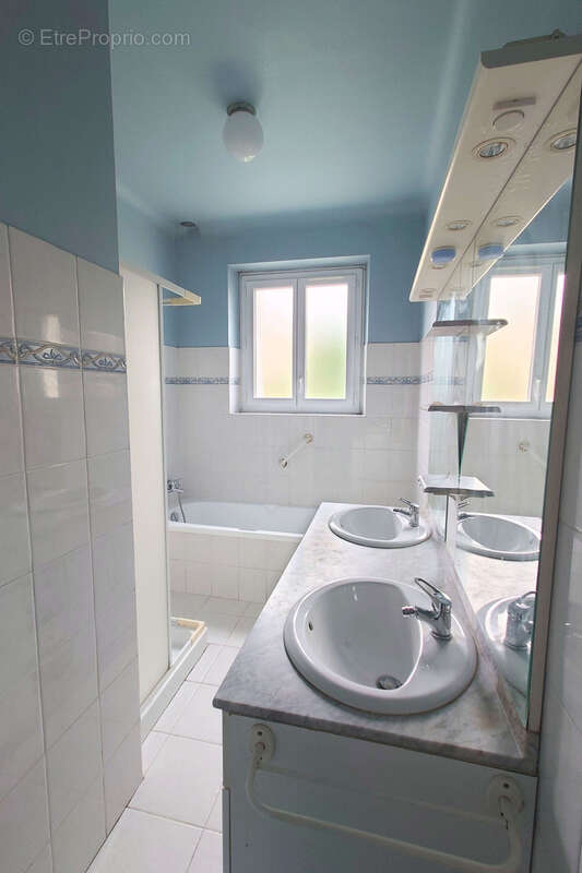 Maison à VILLEFRANCHE-DE-ROUERGUE