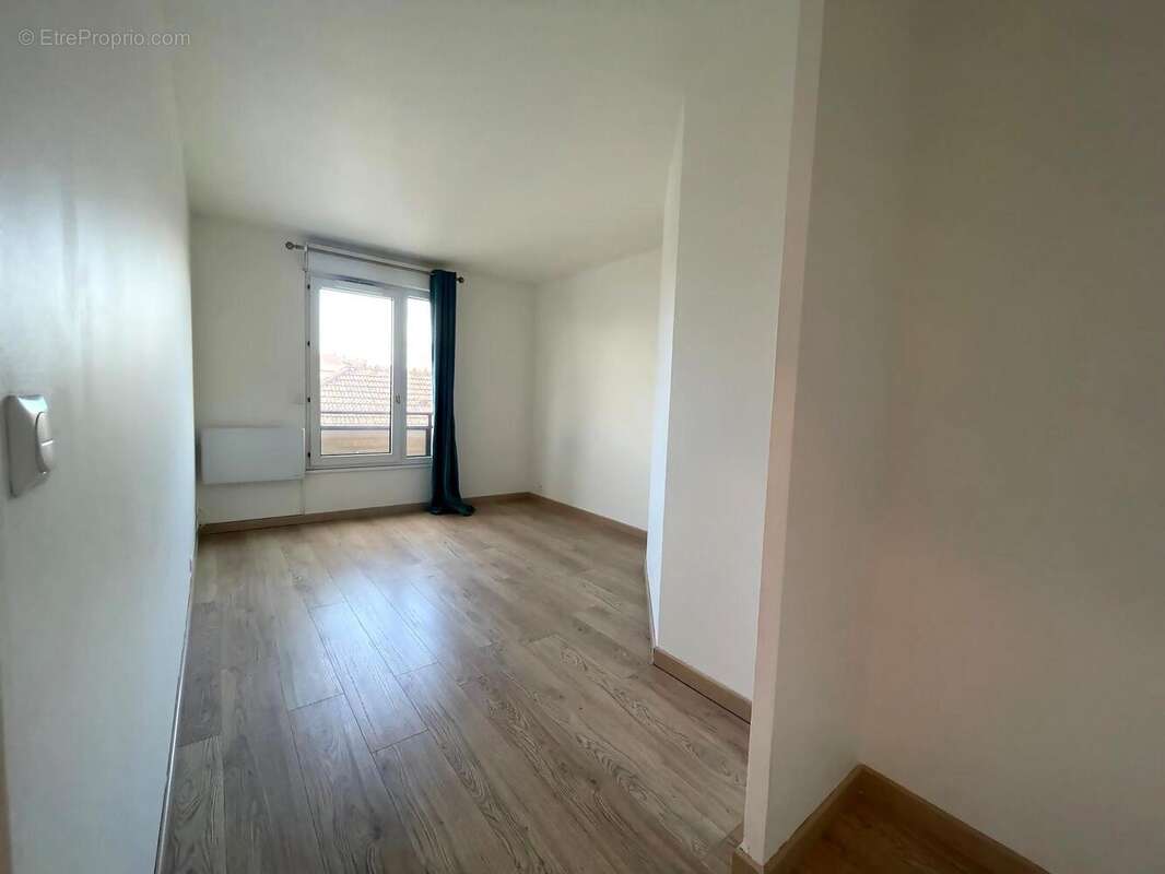 Appartement à VILLEMOMBLE