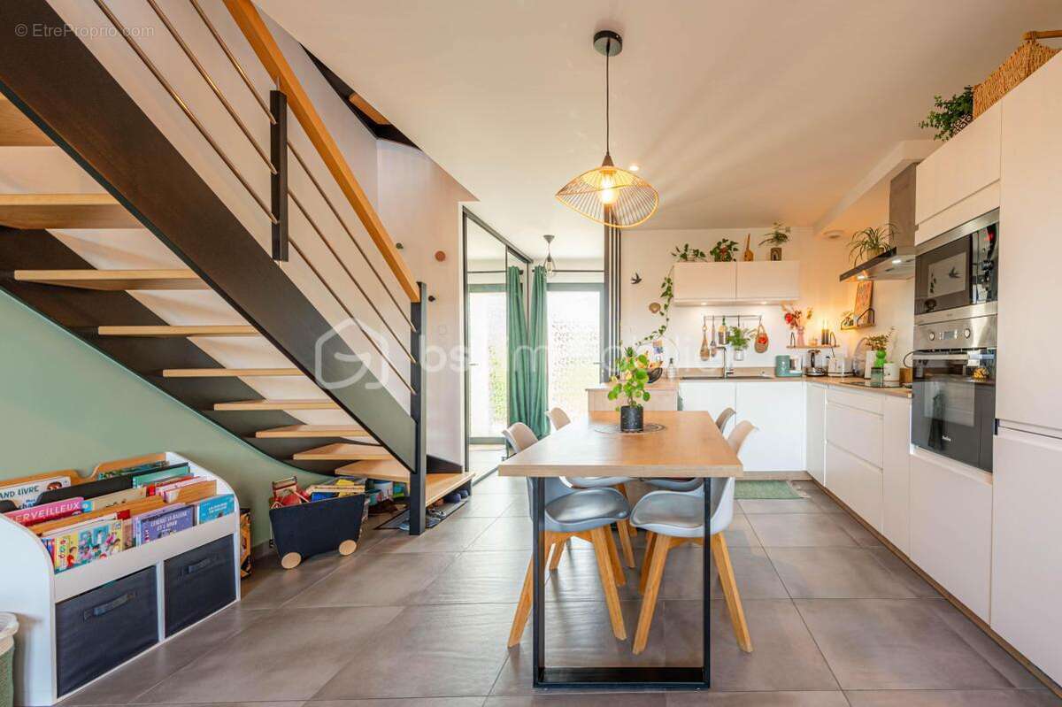 Appartement à CHAPEIRY