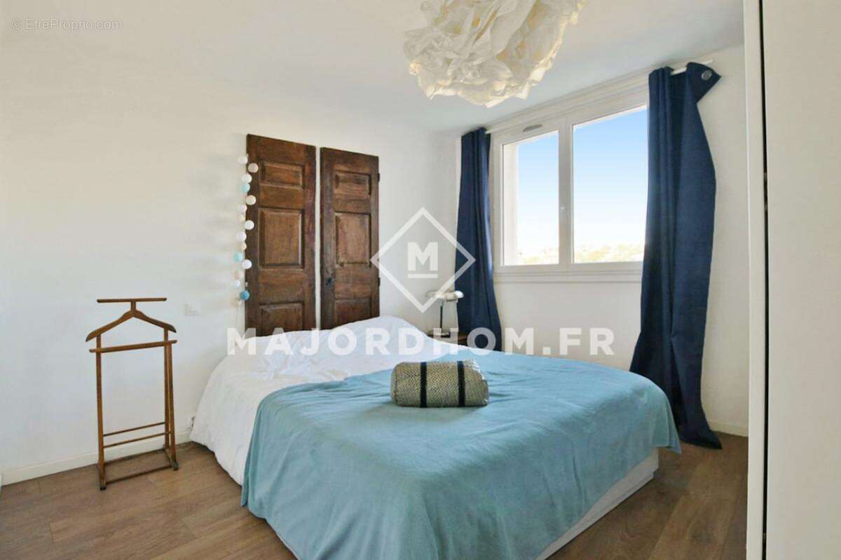 Appartement à MARSEILLE-7E