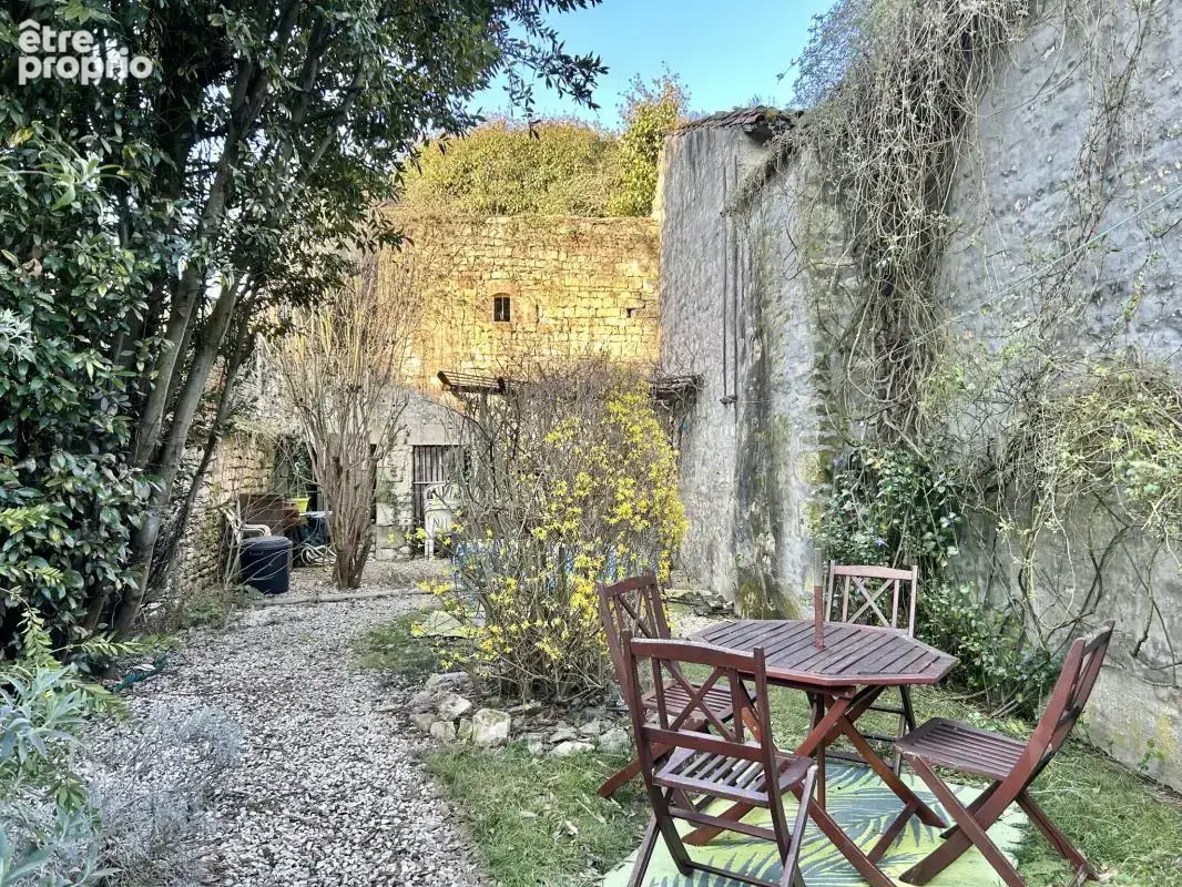 Café / salon de thé avec logement 3 chambres et jardin   For - photo 14