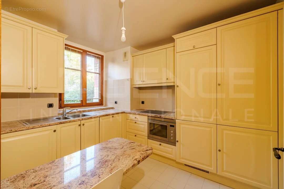 Appartement à CHAMBOURCY