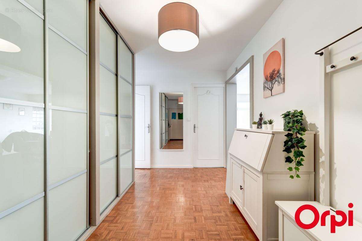 Appartement à CALUIRE-ET-CUIRE