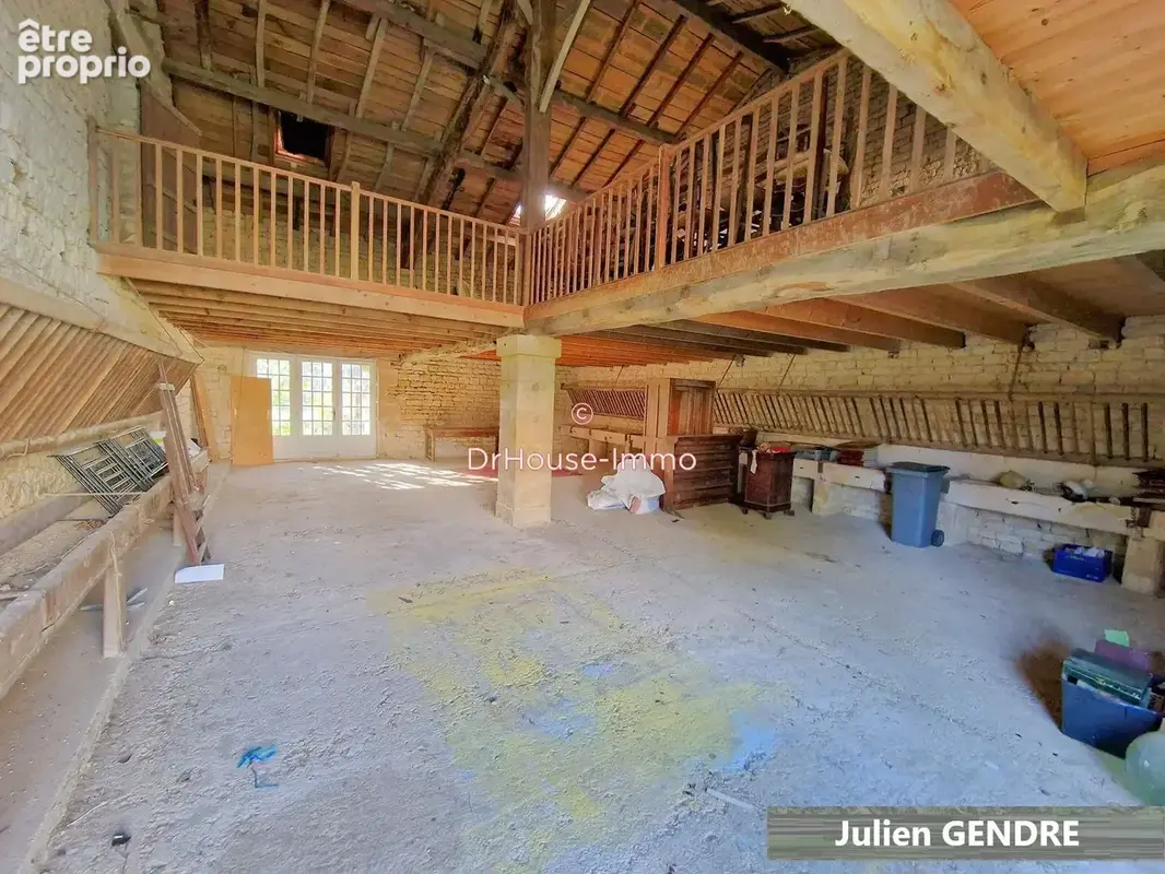 Maison 14 pièces 337 m² à vendre à Brioux-Sur-Boutonne (79170) - photo 11