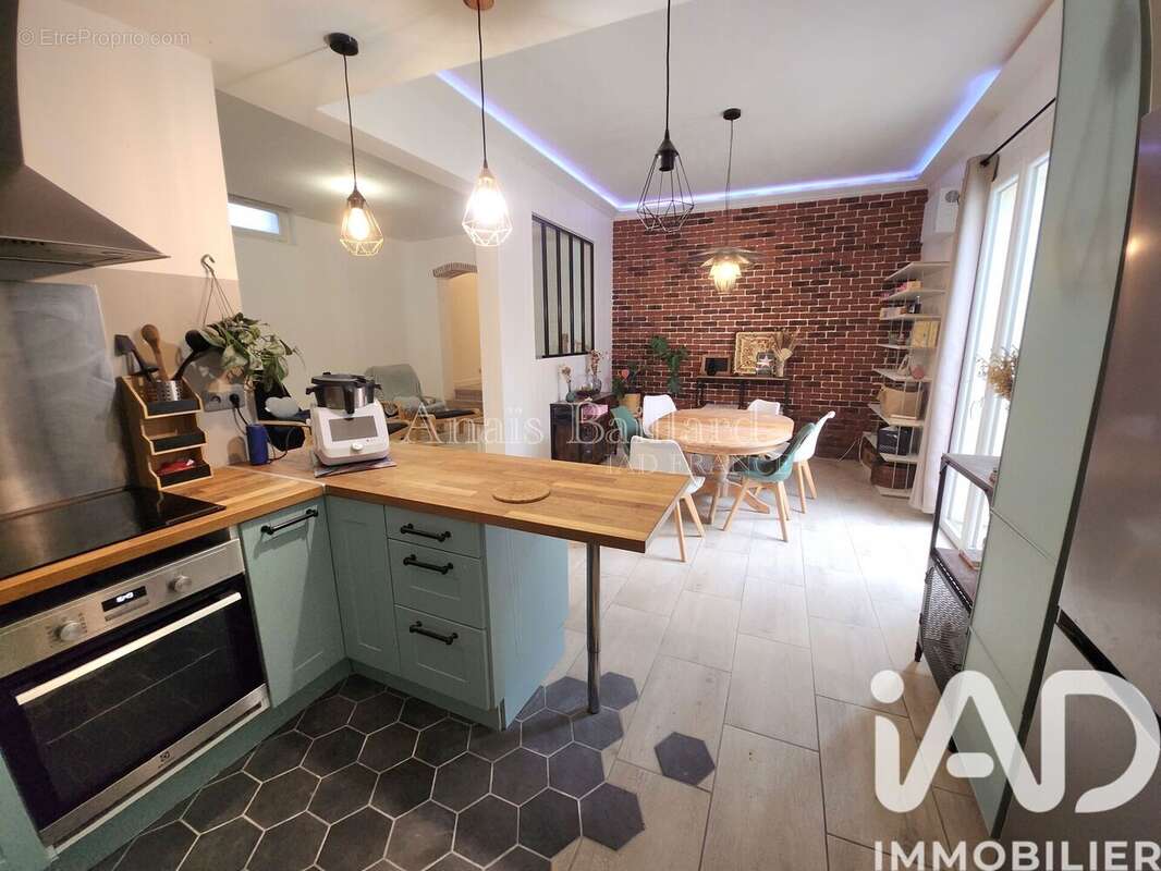 Photo 3 - Appartement à COMBS-LA-VILLE