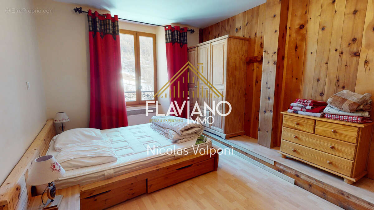 Appartement à SAINT-PAUL-SUR-UBAYE